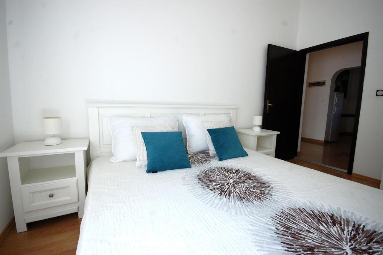 Apartment Margareta By El-Pi Tours Njivice Eksteriør bilde